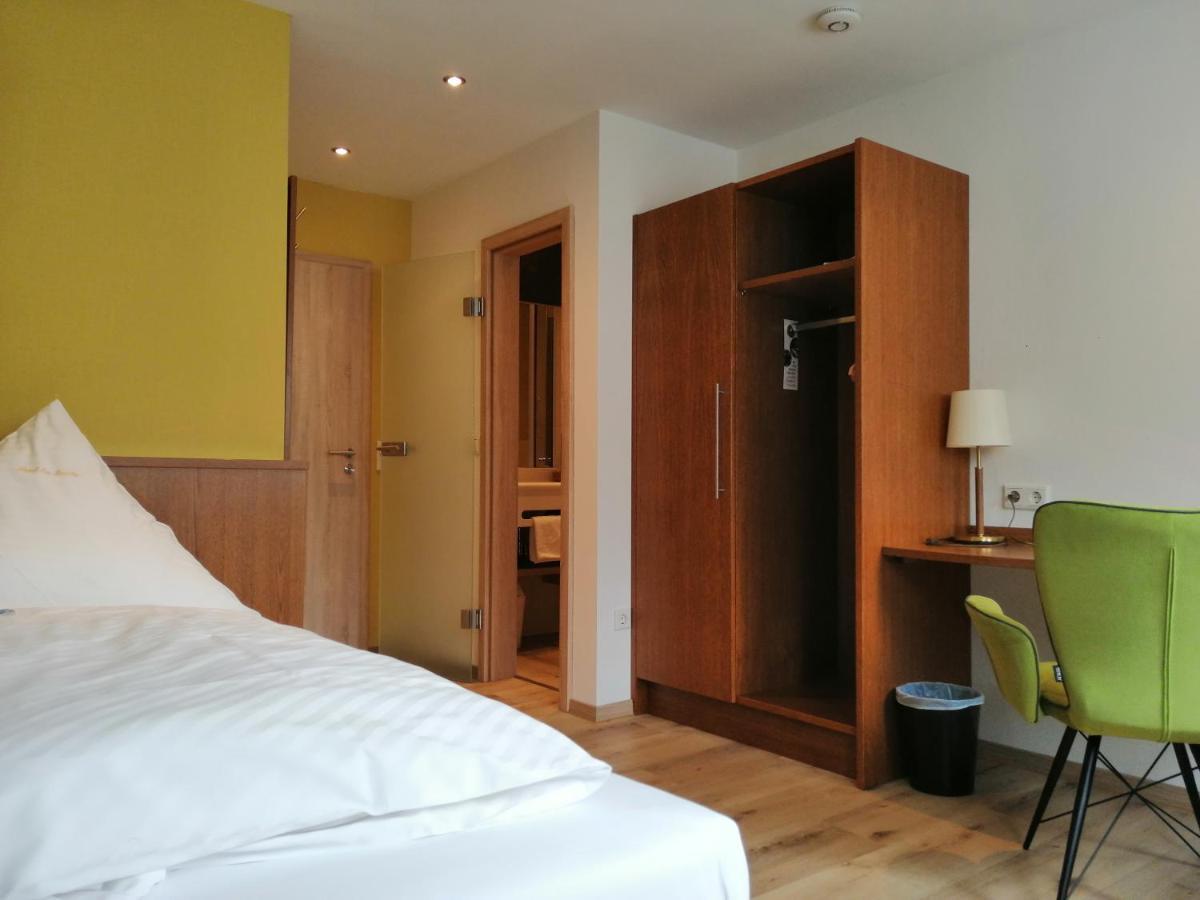 Land-Gut Hotel Zur Bruecke Garni Drolshagen エクステリア 写真