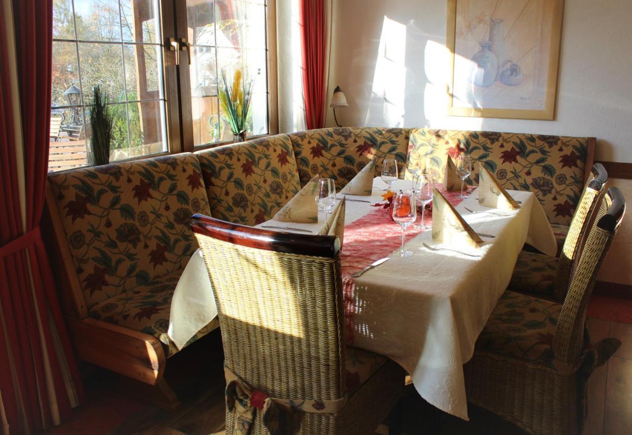 Land-Gut Hotel Zur Bruecke Garni Drolshagen エクステリア 写真
