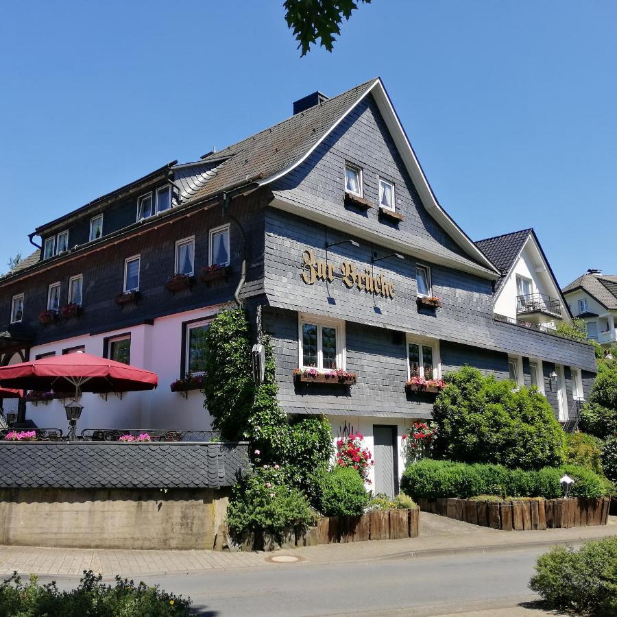Land-Gut Hotel Zur Bruecke Garni Drolshagen エクステリア 写真