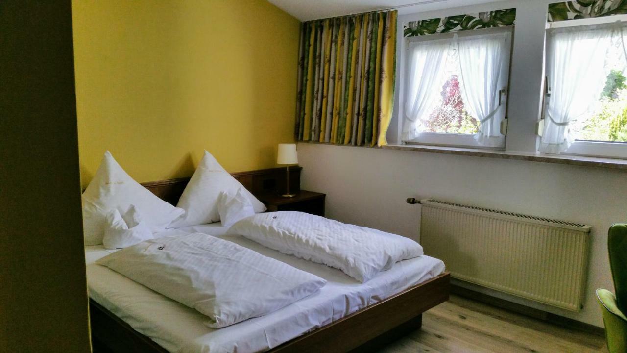 Land-Gut Hotel Zur Bruecke Garni Drolshagen エクステリア 写真