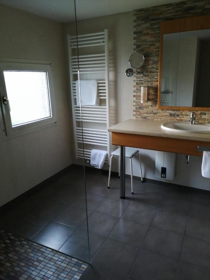 Land-Gut Hotel Zur Bruecke Garni Drolshagen エクステリア 写真